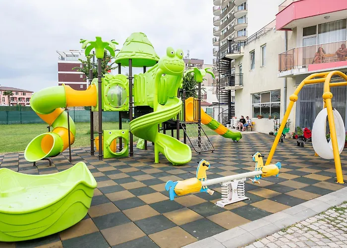 Flamingo 3* Slantchev Briag