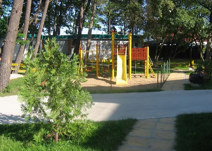 Flamingo מלון 3*