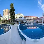 Отель Flamingo 3*
