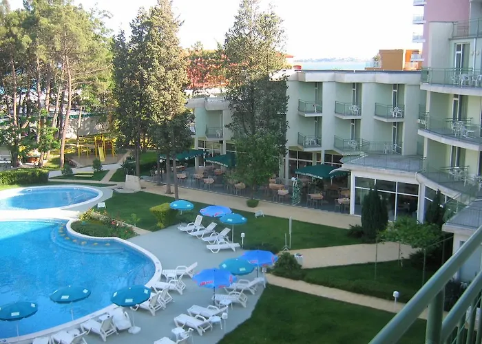 Flamingo Szálloda 3*