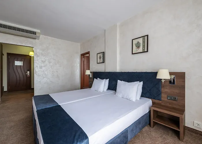 Flamingo Szálloda 3*